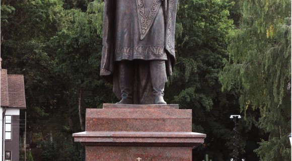 Памятник Великому князю Владимиру. Смоленск