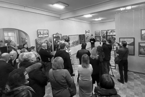 15 декабря в 16:00 в Доме художника на втором этаже состоялось открытие ежегодной итоговой выставки «Палитра года».
Приглашаем смолян и гостей города на вернисаж.
Вход свободный.