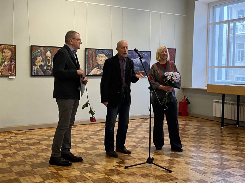 22 января в 16:00 в Доме художника на втором этаже состоялось открытие персональной выставки Майи Симоненковой «НА ВОСТОК». Из путешествий по востоку.
Живопись, графика.